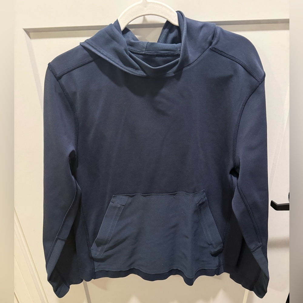 Lululemon Navy Blue Cropped Hoodie Women’s Medium Kangaroo Pocket Athleisure